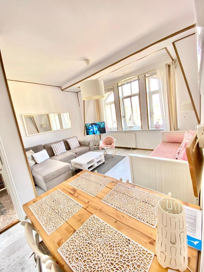 Apartamenty Kocham Morze Свіноуйсьце Екстер'єр фото