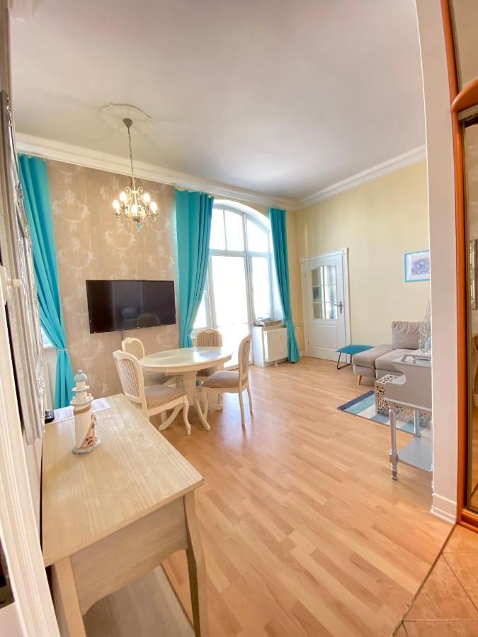 Apartamenty Kocham Morze Свіноуйсьце Екстер'єр фото